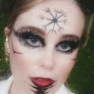 Meet your Posher, Anne